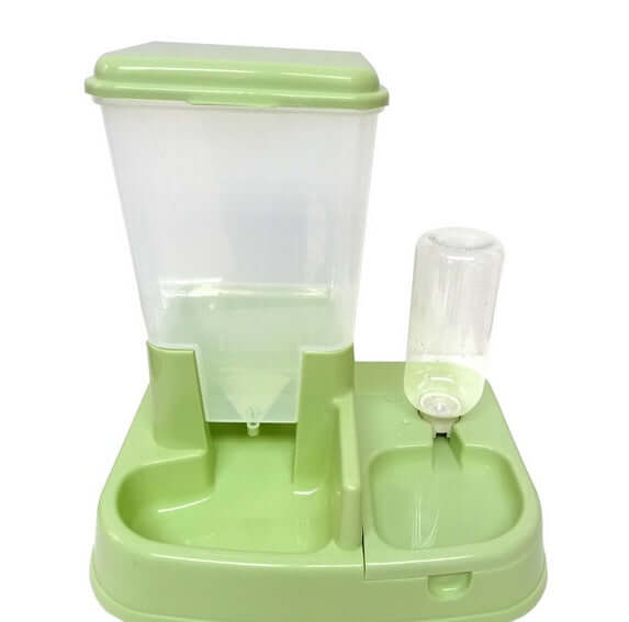 Automatic Pet Feeder in green, a smart food dispenser for dogs and cats.