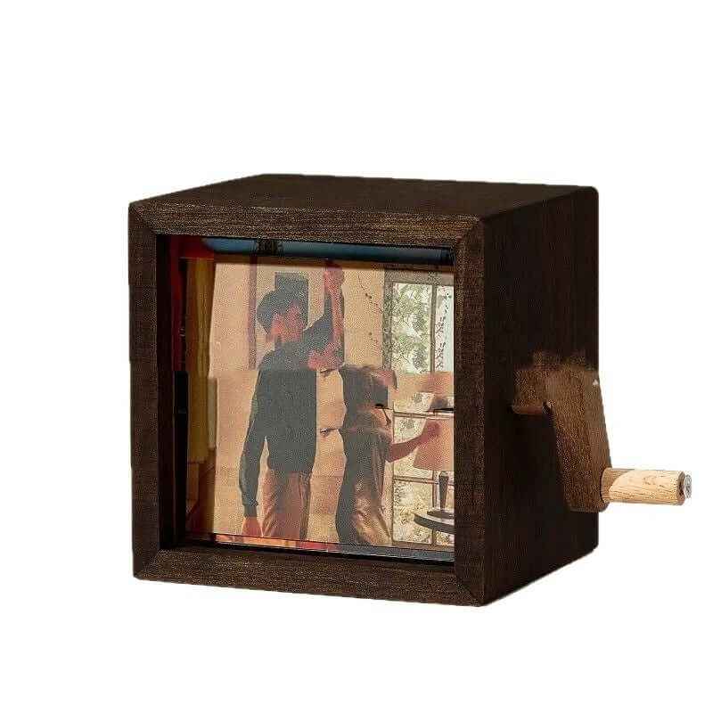 Light-Up Photo Album – Handheld Gift Idea