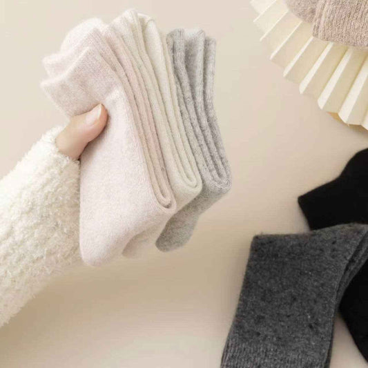Thick Cashmere Wool Socks – Warm Mid-Tube