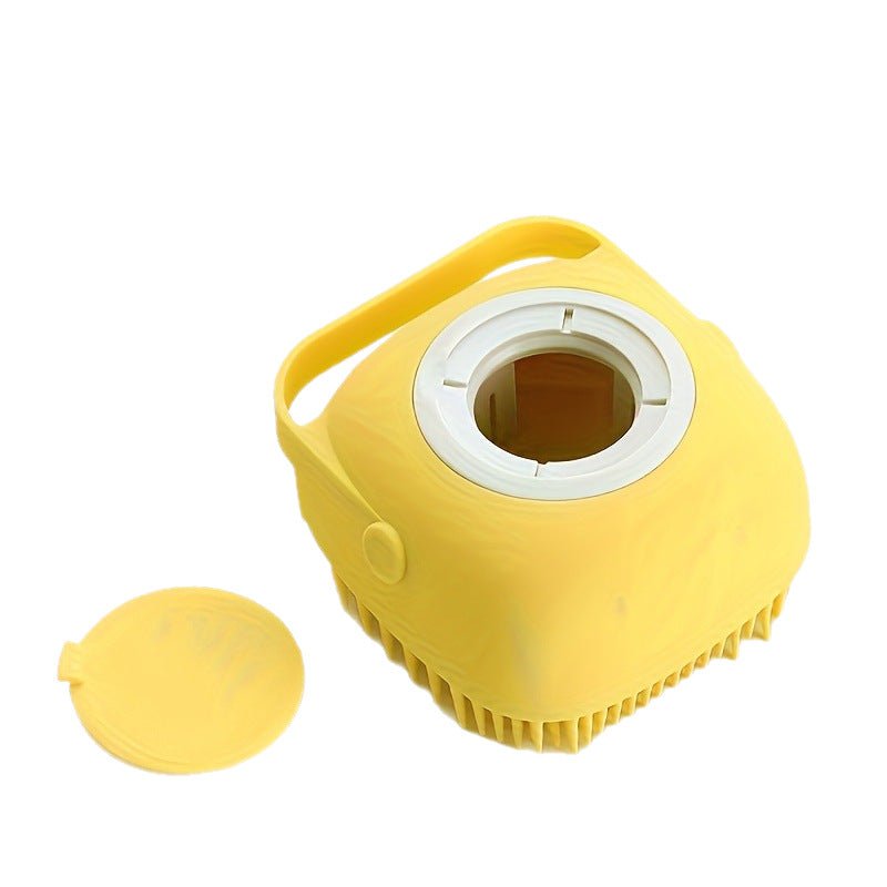 Pet Bathing Brush – Silicone Shampoo Dispenser for Dogs and Cats