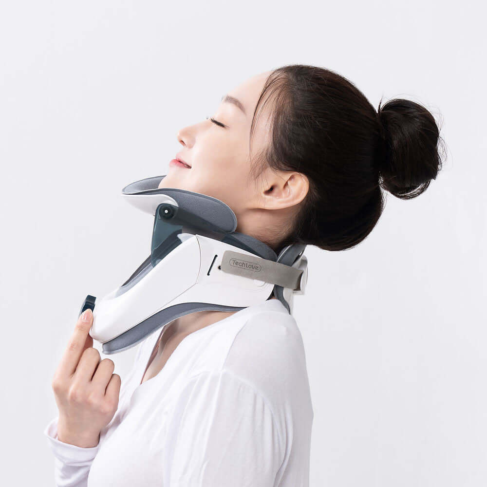 Wireless Inflatable Neck Brace: Adjustable.